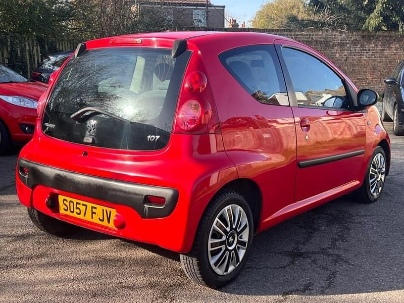 Used Peugeot 107 2008 Red Hatchback