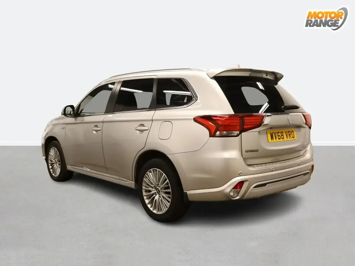 Used Mitsubishi Outlander P-HEV 2018 Silver Estate