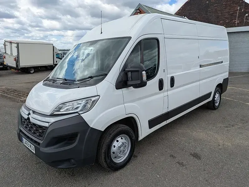 Usado Citroën Relay 140 CV (102 kW) 2020 Blanco Van