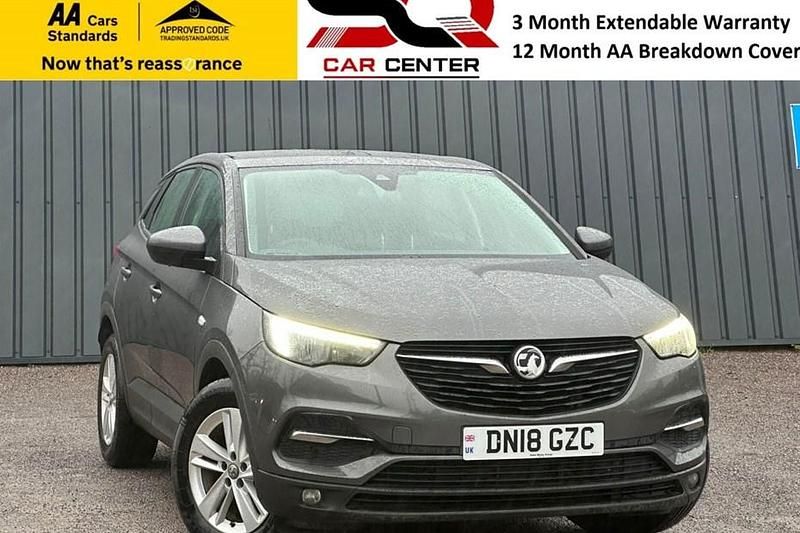 Used Vauxhall Grandland X S 130 HP (95 kW) 2018 Grey SUV