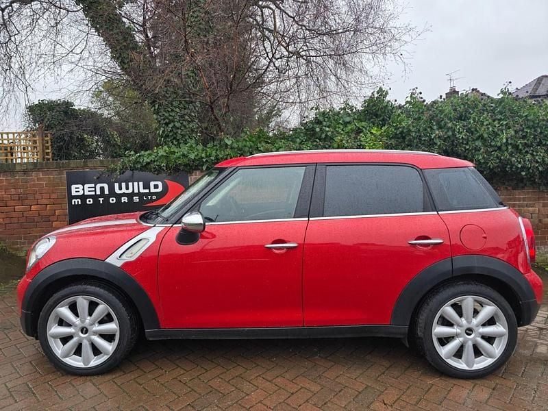 Used Mini Cooper D 2013 Red Hatchback