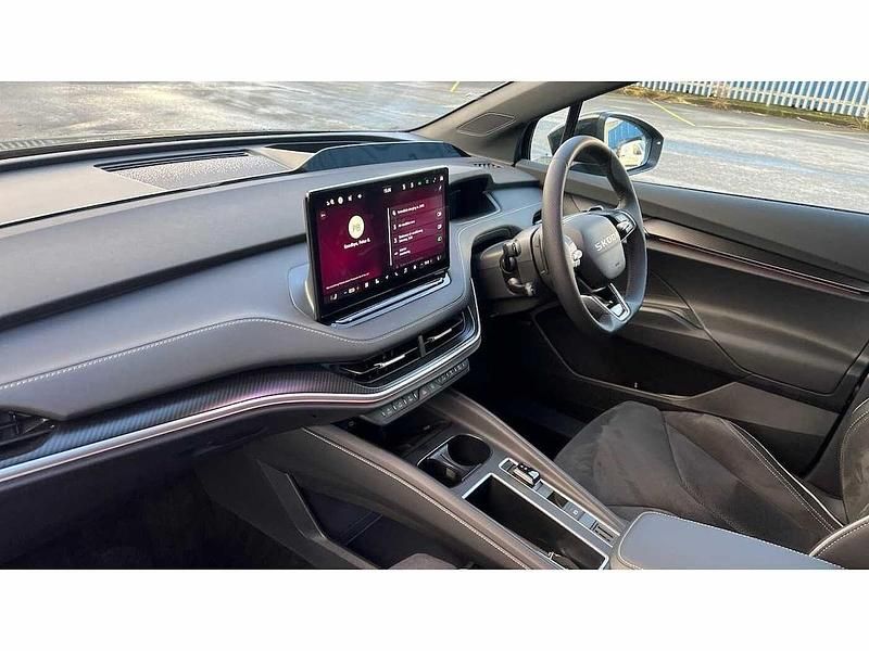 Used Skoda Enyaq iV SportLine 210 kW (286 HP) 2025 Exclusive paint  olive green SUV