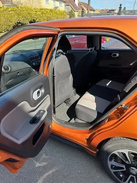 Used MG MG3 106 HP (77 kW) 2014 Orange Hatchback