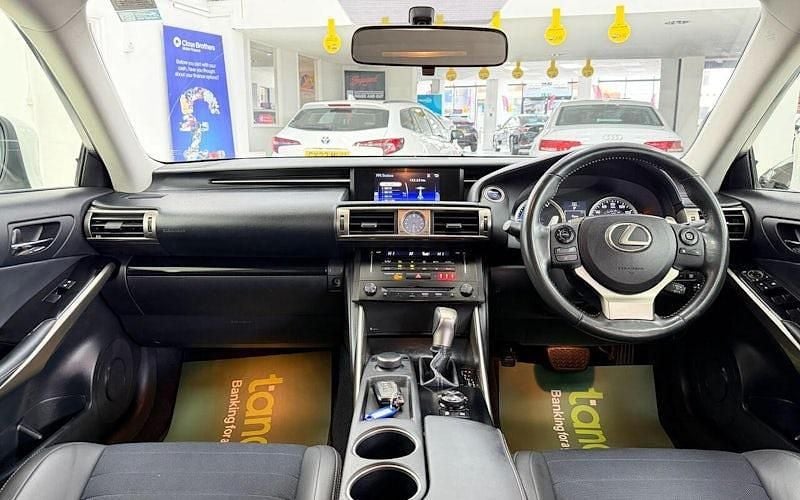 Gebraucht Lexus IS300h 223 PS (164 kW) 2016 Limousine
