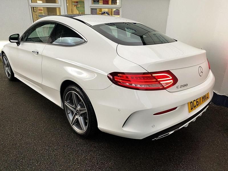 Used Mercedes C200 AMG Line Premium 184 HP (135 kW) 2017 White Coupe