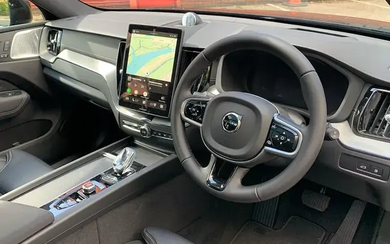 New Volvo XC60 Ultra 407 HP (299 kW) 2026 SUV