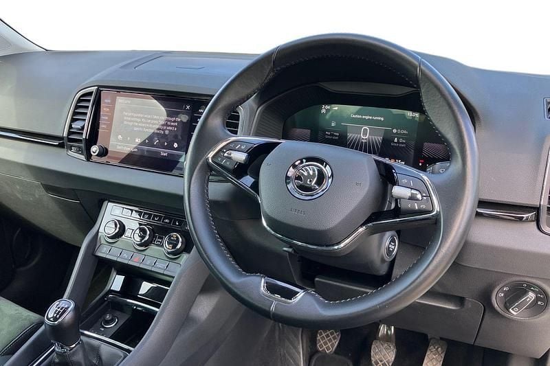 Used Skoda Karoq SE L 110 HP (80 kW) 2023 White SUV