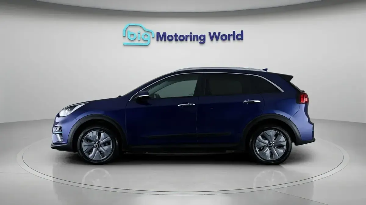 Used Kia Niro 150 kW (204 HP) 2021 Blue SUV