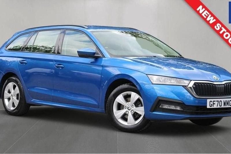 Used Skoda Octavia SE Technology 150 HP (110 kW) 2020 Blue Estate