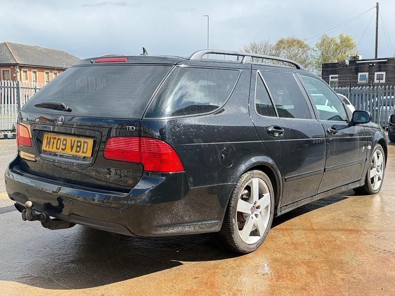 Usado Saab 9-5 150 HP (110 kW) 2009 Preto Carrinha