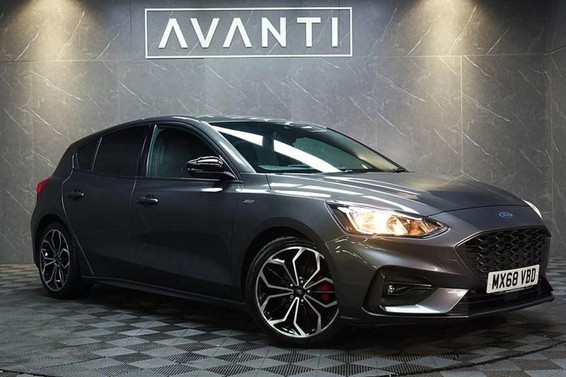 Used Ford Focus ST-Line X 125 HP (91 kW) 2018 Grey Hatchback