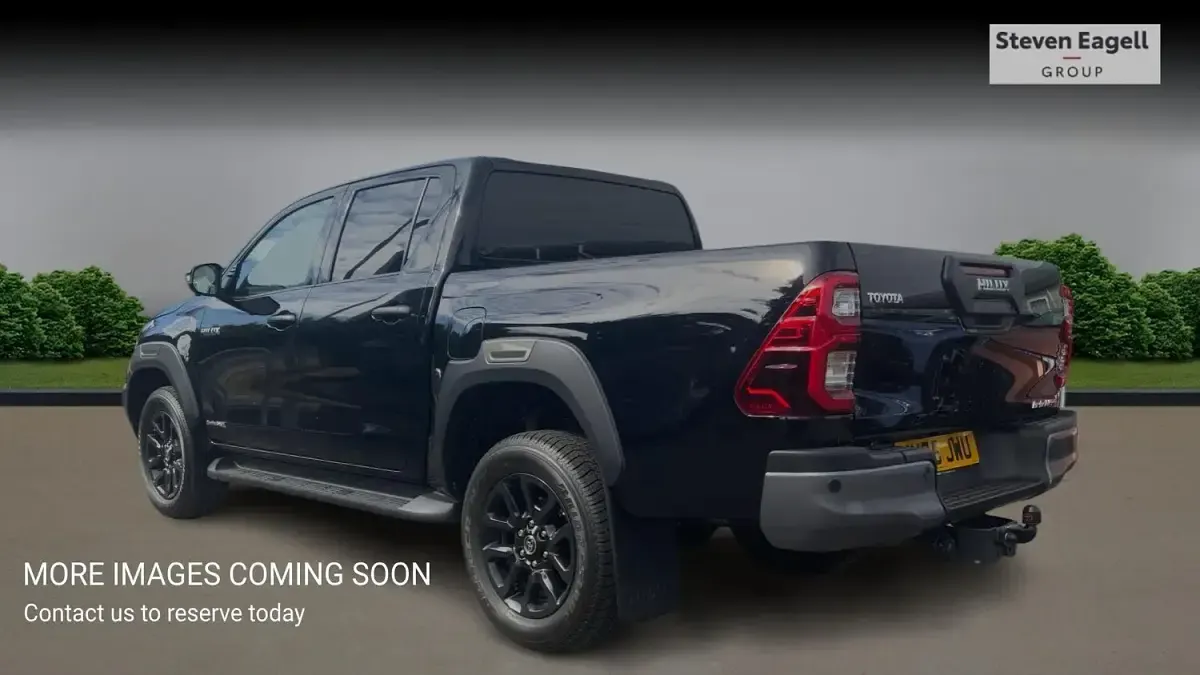 New Toyota HiLux 201 HP (147 kW) 2025 Black Pickup