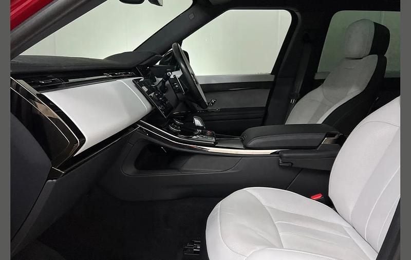 Used Land Rover Range Rover Sport SE Dynamic 296 HP (217 kW) 2023 Red SUV