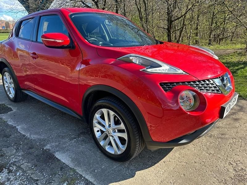 Used Nissan Juke Acenta 115 HP (84 kW) 2016 Red SUV