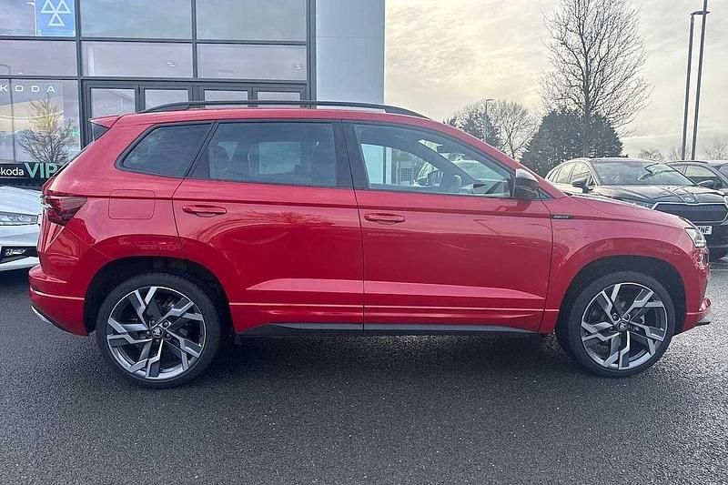 Used Skoda Karoq SportLine 147 HP (108 kW) 2025 Velvet red metallic SUV