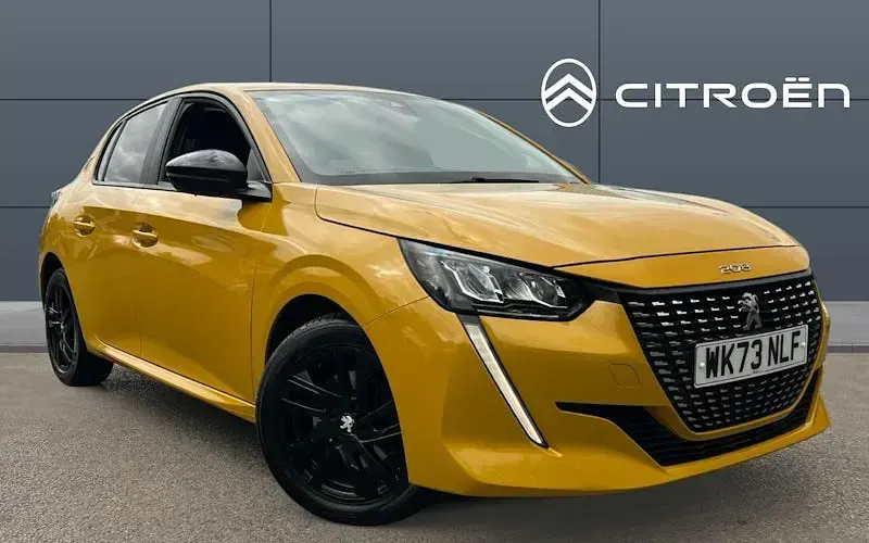 Usado Peugeot 208 Active+ 102 HP (75 kW) 2023 Citadino