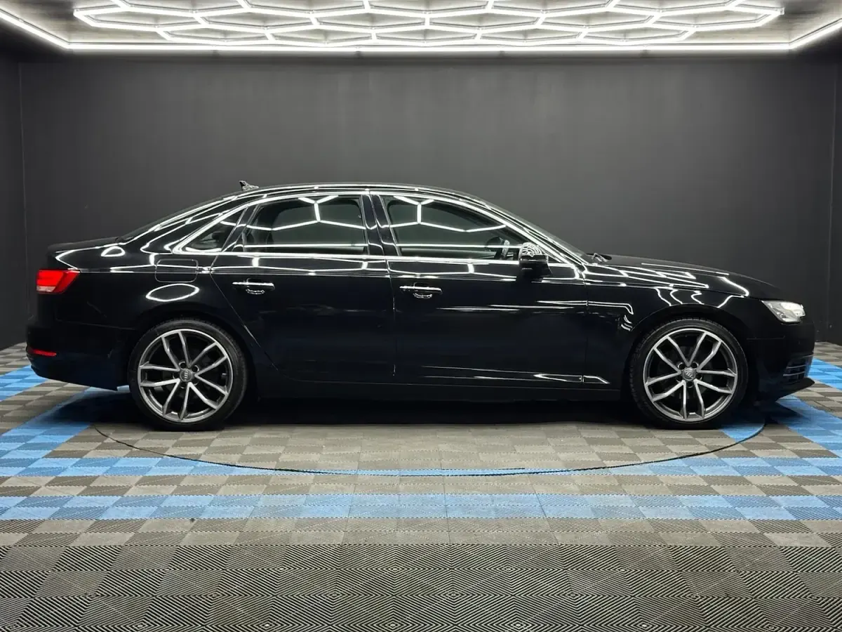 Used Audi A4 150 HP (110 kW) 2017 Black Sedan