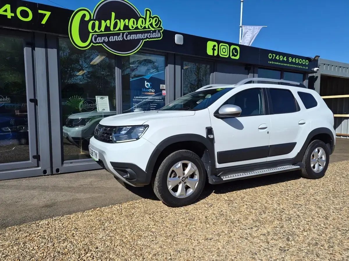 Used Dacia Duster Comfort 115 HP (84 kW) 2018 White SUV