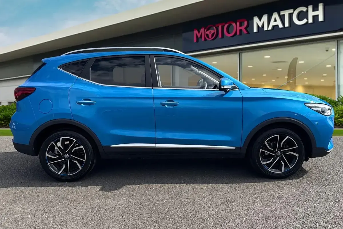 Used MG ZS Exclusive 106 HP (77 kW) 2023 Blue SUV