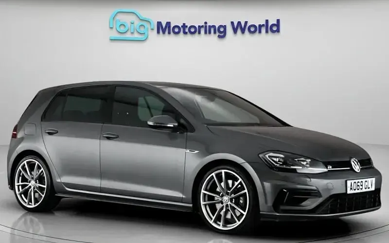 Used VW Golf VII R 300 HP (220 kW) 2020 Hatchback