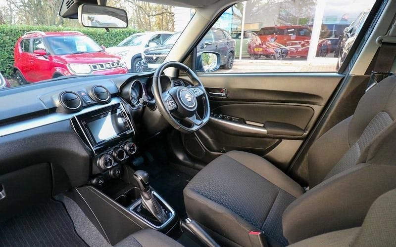 Used Suzuki Swift SZ5 83 HP (61 kW) 2023 Hatchback