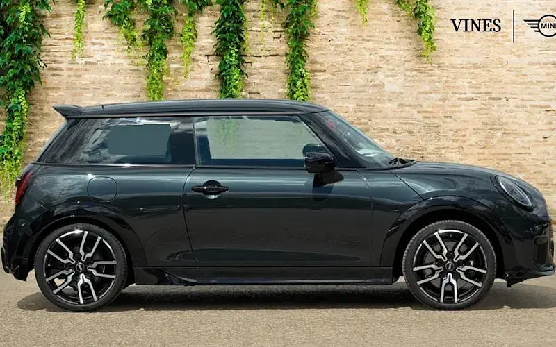 Used Mini Cooper Sport 150 kW (204 HP) 2026 Hatchback