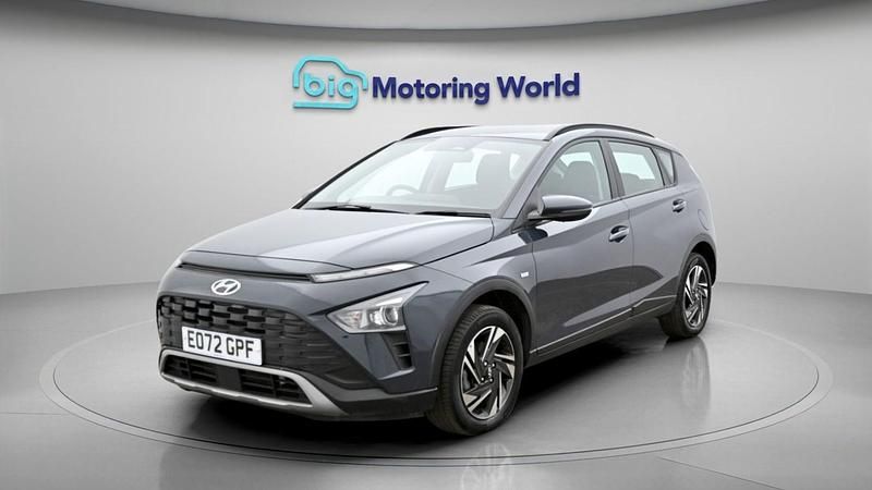 Used Hyundai Bayon SE 99 HP (72 kW) 2023 Grey SUV