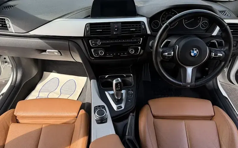 Used BMW 330e M Sport 252 HP (185 kW) 2018 White Sedan