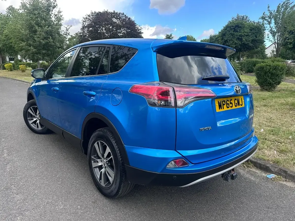 Used Toyota RAV4 Business Edition 2015 Blue SUV