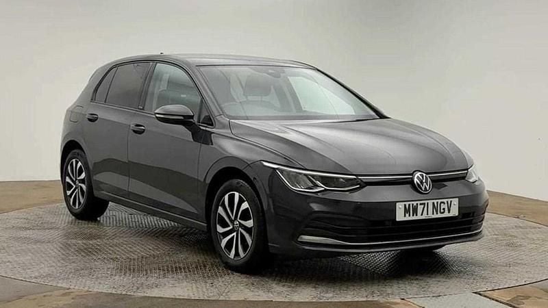 Second-hand VW Golf VIII Active 150 CP (110 kW) 2022 Gri Hatchback