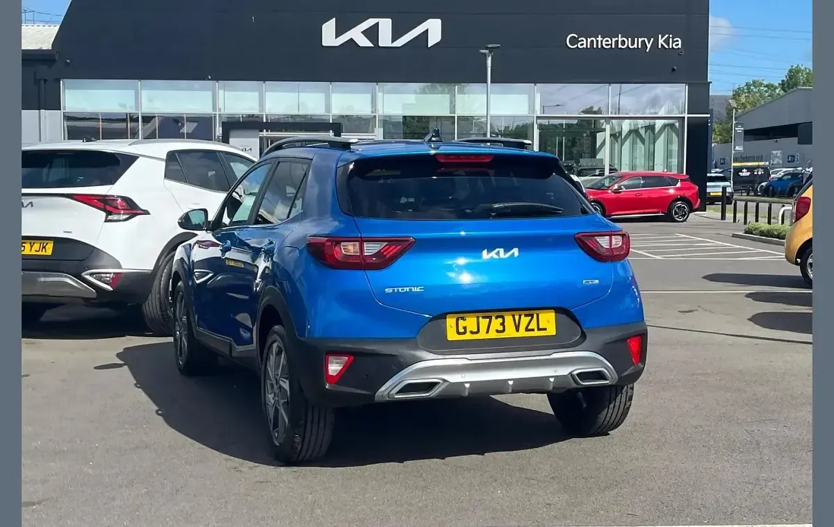 Used Kia Stonic GT-Line 99 HP (72 kW) 2023 Blue SUV