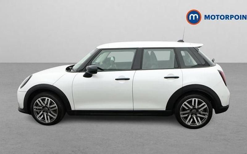 Used Mini Cooper Classic 150 kW (204 HP) 2026 Hatchback