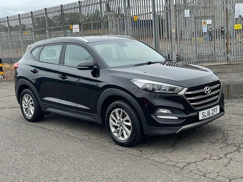 Used Hyundai Tucson SE 116 HP (85 kW) 2016 Black SUV