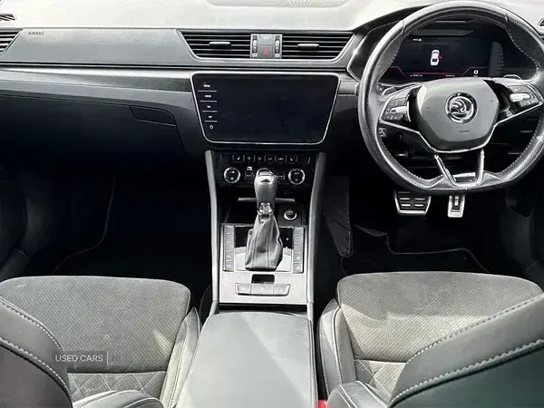 Used Skoda Superb SportlinePlus 150 HP (110 kW) 2024 White Hatchback