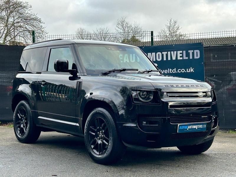 Used Land Rover Defender SE Dynamic 2021 Black SUV