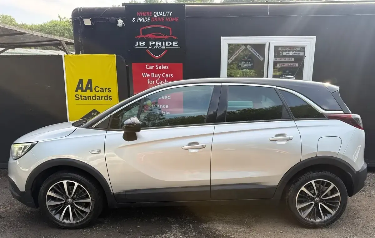 Used Vauxhall Crossland X Elite 110 HP (80 kW) 2018 Silver SUV