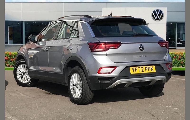 Used VW T-Roc Life 150 HP (110 kW) 2023 Silver SUV