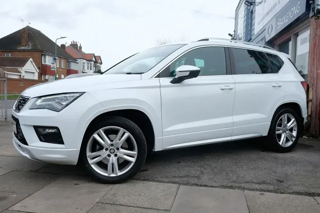 Used Seat Ateca FR 188 HP (138 kW) 2018 White SUV