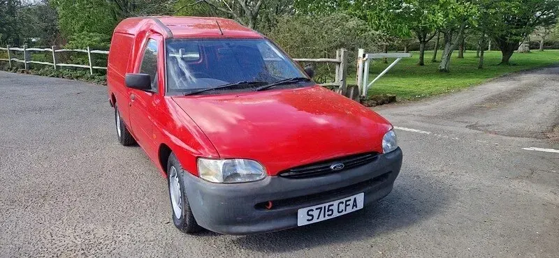 Used Ford Escort 1998 Red Van