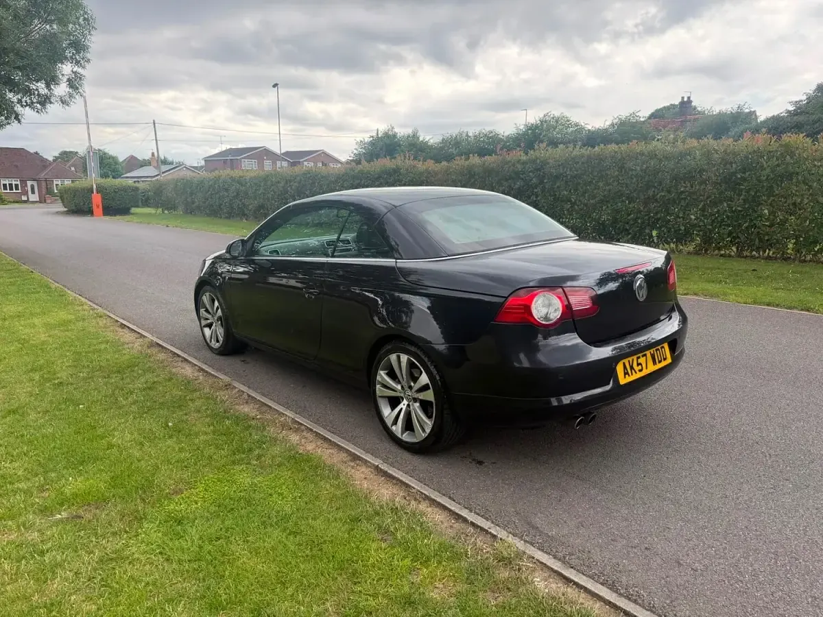 Used VW Eos Individual 250 HP (183 kW) 2007 Black Cabriolet