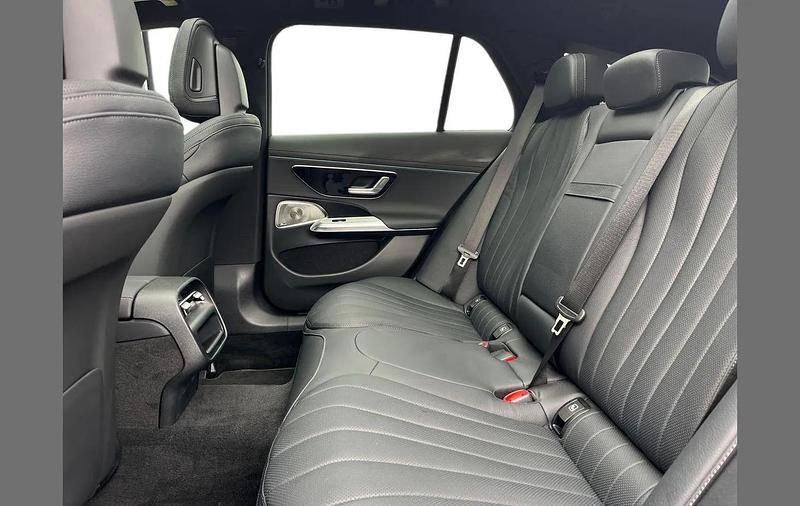 Used Mercedes E300 Premium 308 HP (226 kW) 2025 Black Estate
