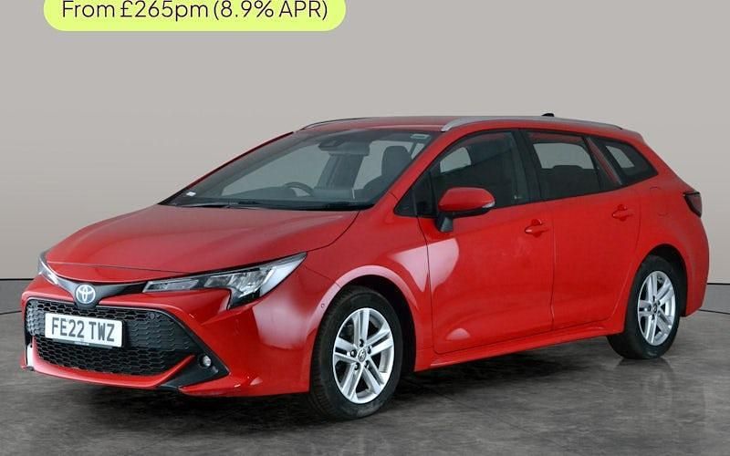 Used Toyota Corolla 122 HP (89 kW) 2022 Red Estate