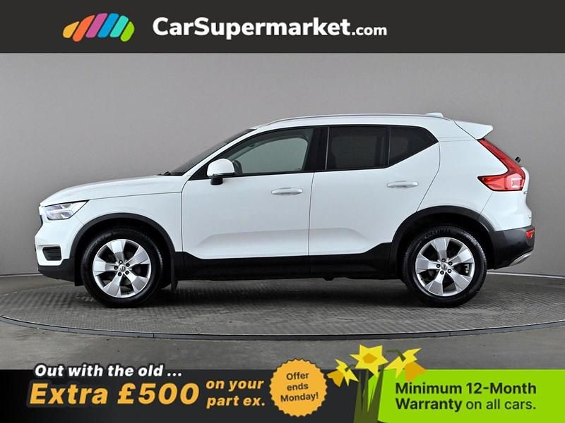 Used Volvo XC40 Momentum 150 HP (110 kW) 2018 White SUV