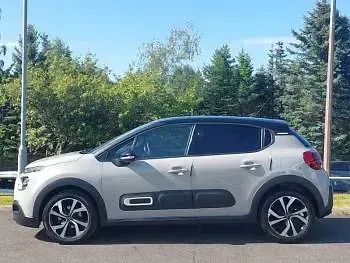 Used Citroën C3 PureTech 83 HP (61 kW) 2022 Beige Hatchback