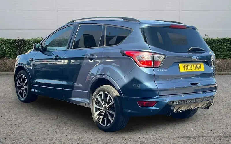 Used Ford Kuga Zetec 182 HP (133 kW) 2019 Blue SUV