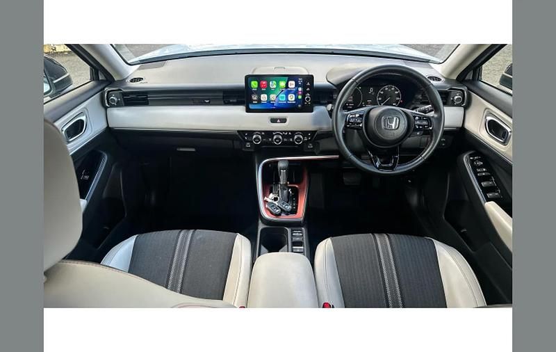 Used Honda HR-V Advance 131 HP (96 kW) 2023 White SUV