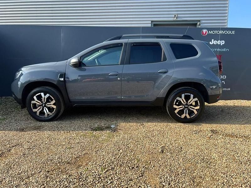 Used Dacia Duster Journey 130 HP (95 kW) 2023 Urban grey SUV