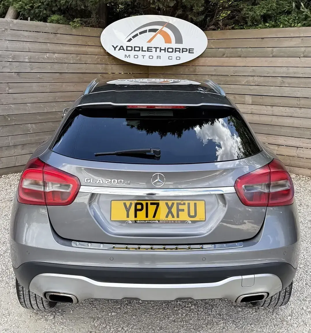 Used Mercedes GLA200 Executive 136 HP (100 kW) 2017 Grey SUV
