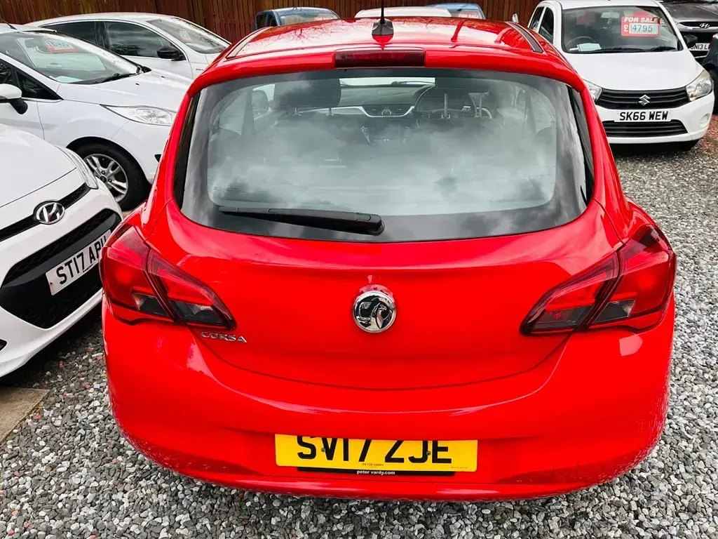 Używany Vauxhall Corsa 2017 Czerwony Hatchback