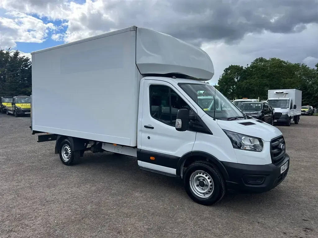 Used Ford Transit 130 HP (95 kW) 2022 White Cabriolet